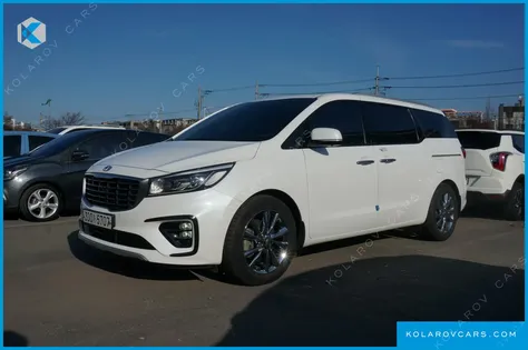 KIA CARNIVAL 9-SEATER NOBLESSE SPECIAL