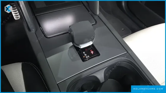LAND ROVER DISCOVERY SPORT P250 DYNAMIC SE