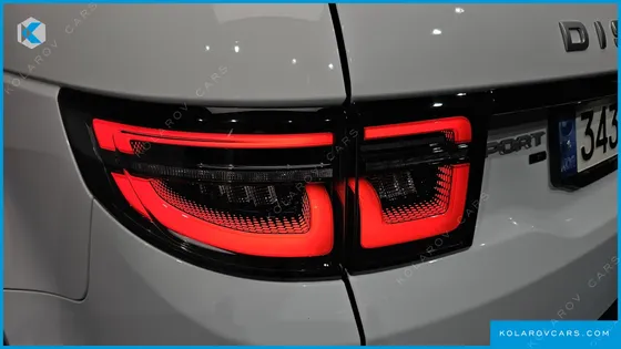 LAND ROVER DISCOVERY SPORT D150 S