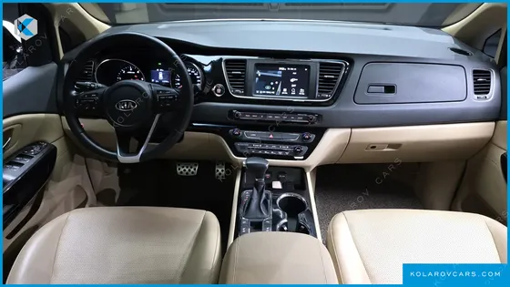 KIA CARNIVAL 9-SEATER HI-LIMOUSINE