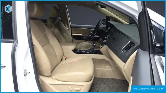 KIA CARNIVAL 9-SEATER HI-LIMOUSINE