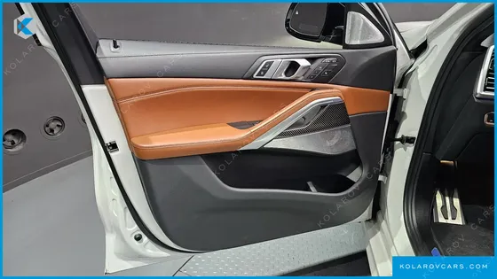 BMW X6 M50I