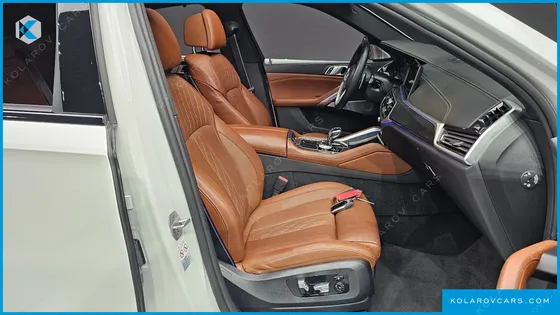 BMW X6 M50I