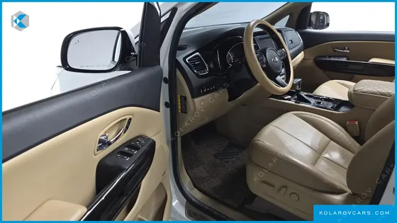 KIA CARNIVAL GASOLINE 7-SEATER LIMOUSINE