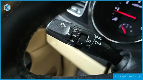 KIA CARNIVAL 9-SEATER PRESTIGE