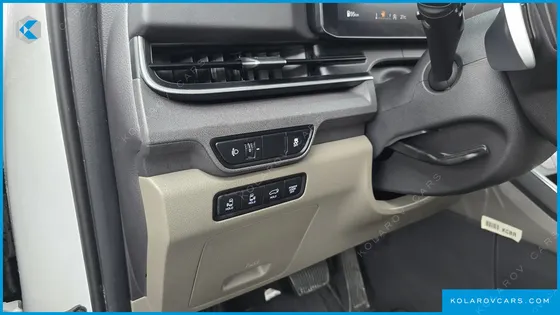 KIA CARNIVAL 9-SEATER NOBLESSE