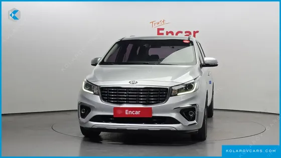 KIA CARNIVAL 9-SEATER LUXURY