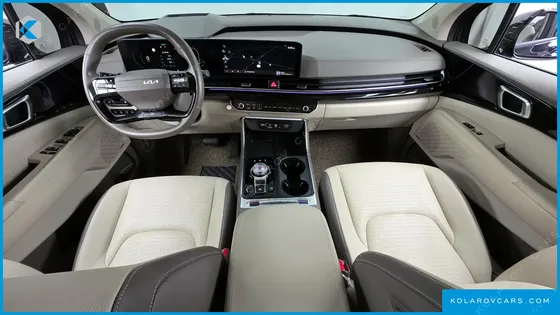 KIA CARNIVAL 9-SEATER SIGNATURE