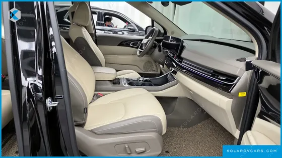 KIA CARNIVAL 9-SEATER SIGNATURE