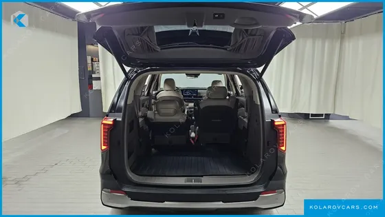 KIA CARNIVAL GASOLINE 7-SEATER HI LIMOUSINE