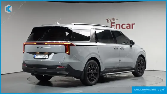 KIA CARNIVAL HEV 9 SEATER X LINE