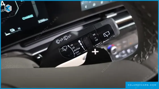 KIA CARNIVAL HEV 9 SEATER X LINE