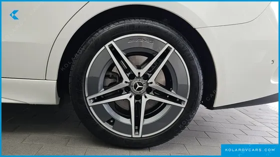 MERCEDES C-CLASS C200 AMG LINE