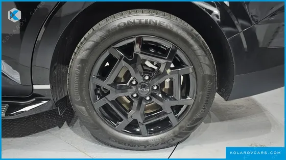 KIA CARNIVAL HEV 7-SEATER X LINE