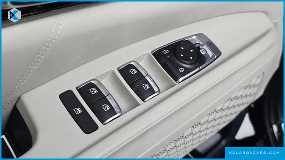 KIA CARNIVAL HEV 7-SEATER X LINE