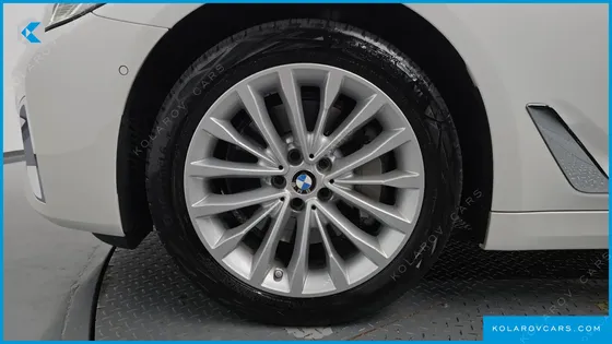BMW 5 SERIES 530I XDRIVE LUXURY