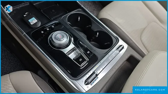 KIA CARNIVAL 9-SEATER GRAVITY