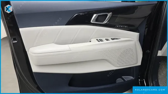 KIA CARNIVAL HEV 9SEATER SIGNATURE