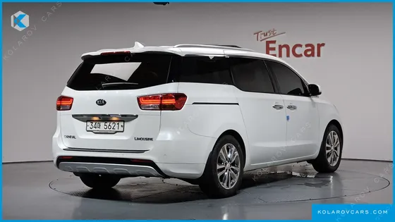 KIA CARNIVAL 7-SEATER LIMOUSINE