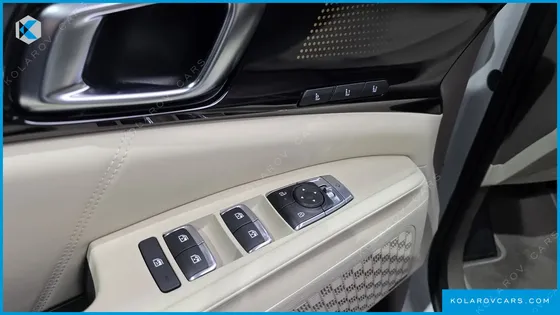 KIA CARNIVAL HEV 9SEATER SIGNATURE