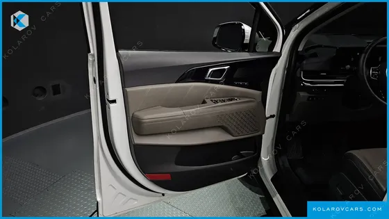 KIA CARNIVAL HEV 9SEATER SIGNATURE