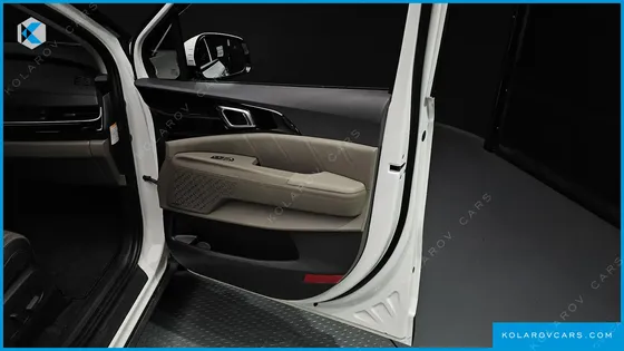 KIA CARNIVAL HEV 9SEATER SIGNATURE