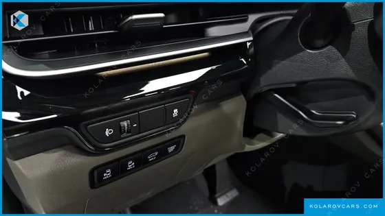 KIA CARNIVAL HEV 9SEATER SIGNATURE