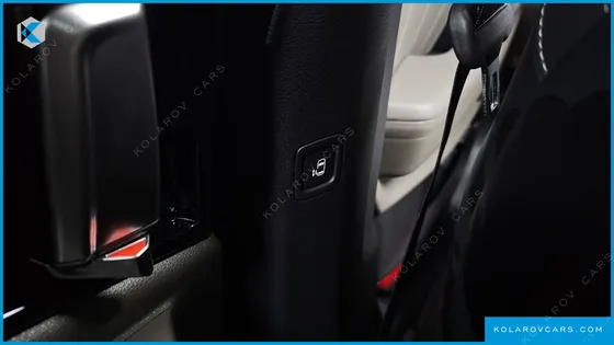 KIA CARNIVAL HEV 9SEATER SIGNATURE