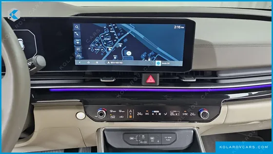 KIA CARNIVAL GASOLINE 4-SEATER HI LIMOUSINE