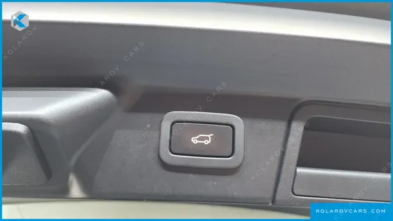 LAND ROVER RANGE ROVER VELAR 3.0 D300 R-DYNAMIC HSE