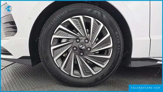 HYUNDAI SONATA EXCLUSIVE