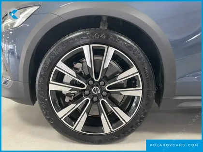 VOLVO V60 B5 ULTIMATE AWD