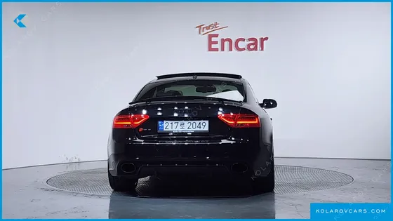 AUDI RS5 4.2 FSI QUATTRO