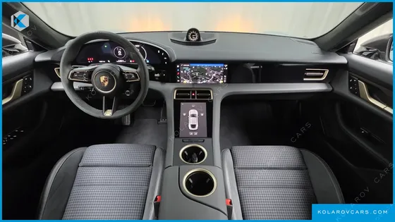 PORSCHE TAYCAN 4S