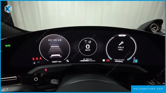 PORSCHE TAYCAN 4S