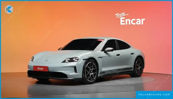 PORSCHE TAYCAN 4S