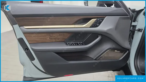 PORSCHE TAYCAN 4S