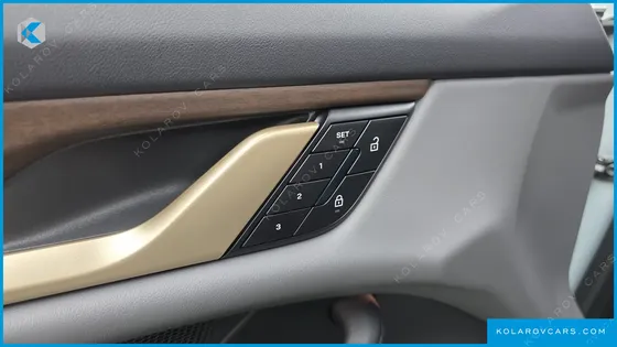PORSCHE TAYCAN 4S