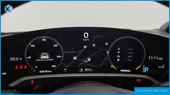PORSCHE TAYCAN BASE