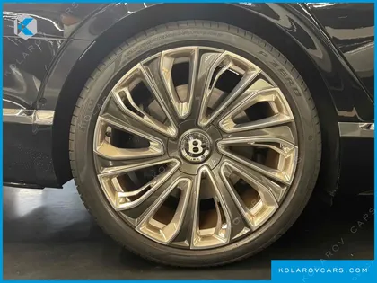 BENTLEY FLYING SPUR 4.0 MULINER