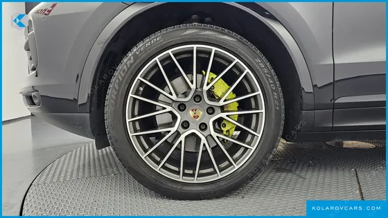 PORSCHE CAYENNE 3.0 E-HYBRID