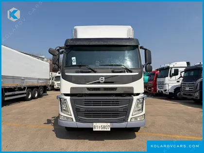 VOLVO CARGO TRUCK 8X4