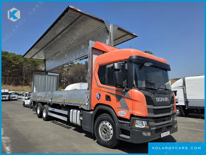 HYUNDAI MEGA TRUCK GOLD