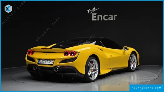 FERRARI F8 3.9 V8