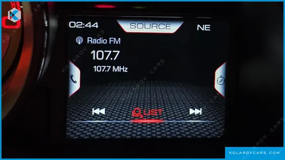 FERRARI F8 3.9 V8