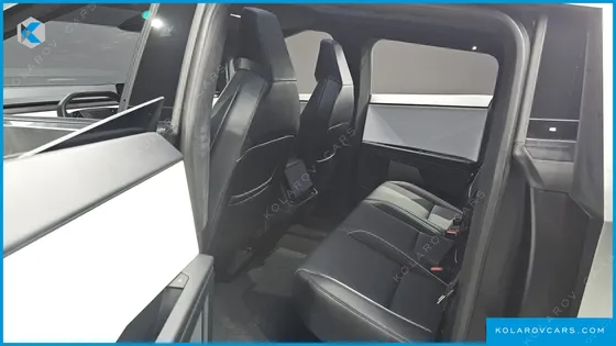 TESLA CYBERTRUCK AWD