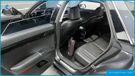 HYUNDAI GRANDEUR 2,5 GASOLINE 2WD