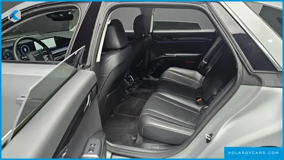 HYUNDAI GRANDEUR 2,5 GASOLINE 2WD