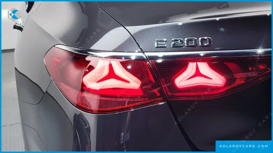 MERCEDES E-CLASS E200 AVANTGARDE
