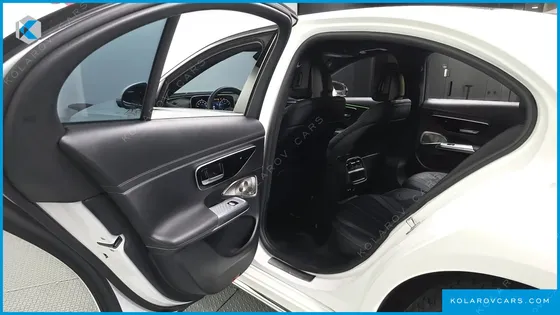 MERCEDES E-CLASS E300 4MATIC EXCLUSIVE